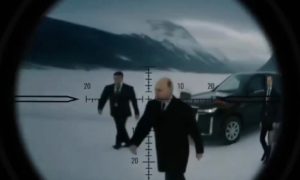 Убить Путина на Аляске угрожает Украина: в Сеть выложили ролик ИИ - в президента России стреляет террорист Буданов