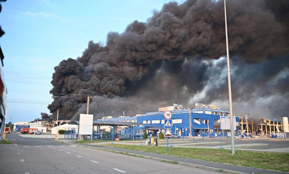 Украина воет и жалуется Трампу: Путин под него не прогнулся – прописывает условия будущего мира добрым словом и «Геранью» 