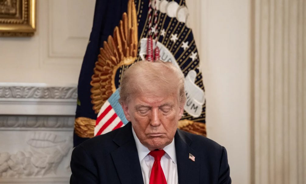 Трамп трусливо дал заднюю – отказался от своих слов о введении 100-процентных пошлин против покупателей российской нефти 