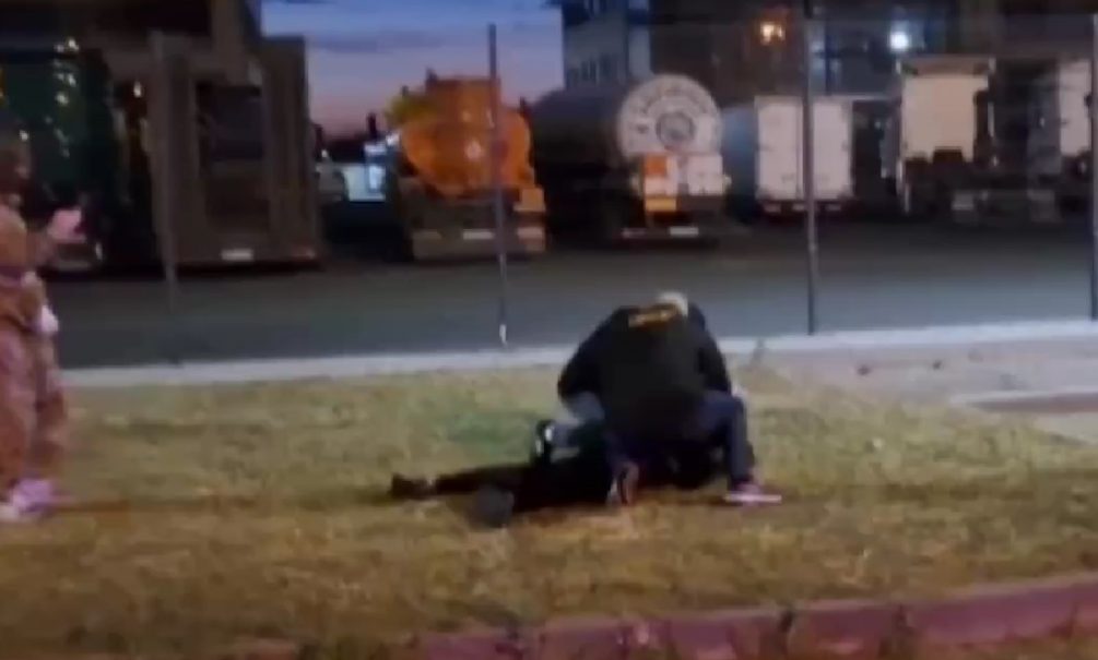 Бежавший в Россию от мобилизации украинец хотел взорвать офицера Минобороны: ФСБ задержала на трассе М-4 террориста с бомбой Бежавший в Россию от мобилизации украинец хотел взорвать офицера Минобороны: ФСБ задержала на трассе М-4 террориста с бомбой