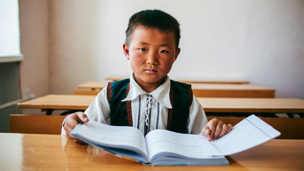 «Родная» речь: учебники по киргизскому языку могут появиться в школах России. Да, это не шутка