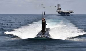 НАТО в панике: российская подлодка напугала авианосец США — на нашу субмарину объявлена охота