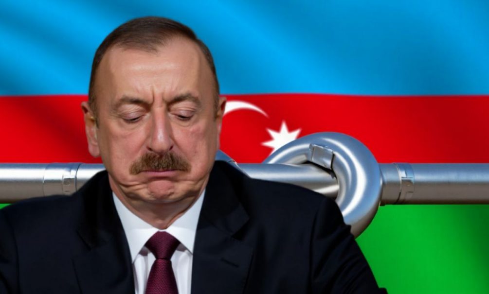 Токсичная нефть Алиева: загрязненное топливо нашли в Чехии, Италии, Австрии, а Румыния ввела ЧС Токсичная нефть Алиева: загрязненное топливо нашли в Чехии, Италии, Австрии, а Румыния ввела ЧС