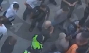 «Пыть-Ях — наш!»: мигранты требуют расправ над русскими. Дружинников заставили извиняться. В город едет тысяча «бородачей»