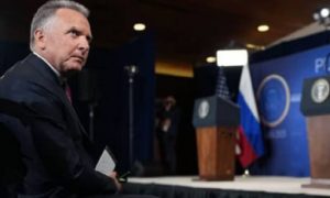 Сын ЦРУшницы погиб за Россию: Уиткофф передал орден семье погибшего на СВО американца