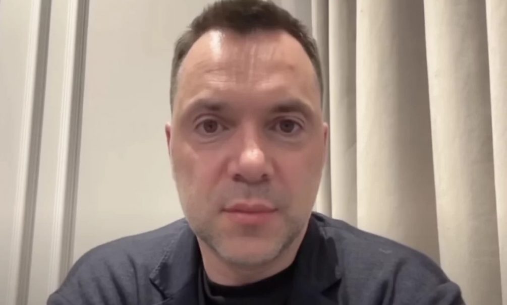 От Харькова до Одессы: шокирующий прогноз Арестовича* — Россия возьмёт 12 областей От Харькова до Одессы: шокирующий прогноз Арестовича* — Россия возьмёт 12 областей