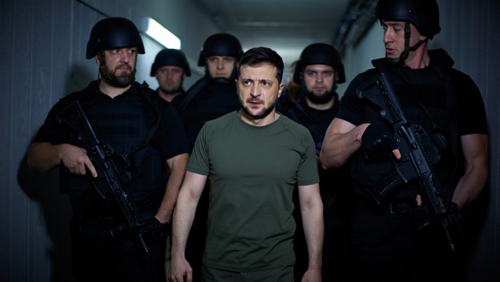 «На выборах или без них»: на Украине заметили старт операции по отстранению Зеленского от власти