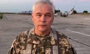 Сын-изверг и палач родной матери: стала известна ужасная правда о новом командующем ВВС Украины