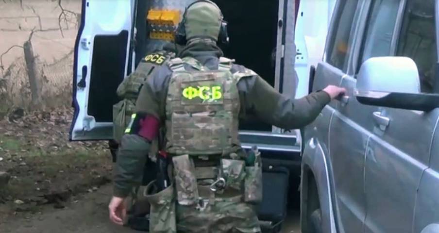 «Армия предателей внутри страны»: генерал ФСБ о результатах работы Киева по промывке мозгов россиян «Армия предателей внутри страны»: генерал ФСБ о результатах работы Киева по промывке мозгов россиян