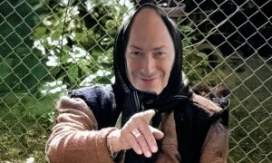 Сказки лысой мокрицы: пропагандист Гордон* объявил о конце войны — обещает, что все закончится завтра