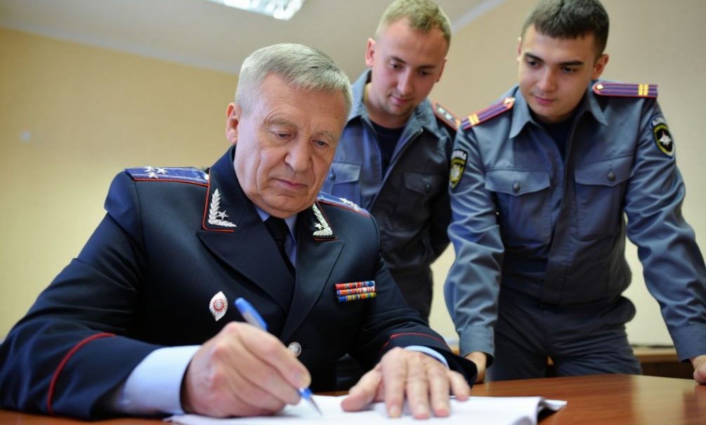 Полицейские просят защитить от наплыва мигрантов. Силовики из Ростова-на-Дону обратились к властям 