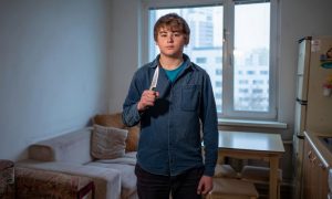 В Москве 18-летний аутист изрезал семью и покончил с собой