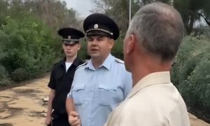 «Будет необходимость, я вас всех расстреляю»: в Саратове полицейский угрожал убийством экологическим активистам