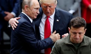 «Смысла нет говорить с трупом»: Зеленского «списали» накануне встречи Путина и Трампа