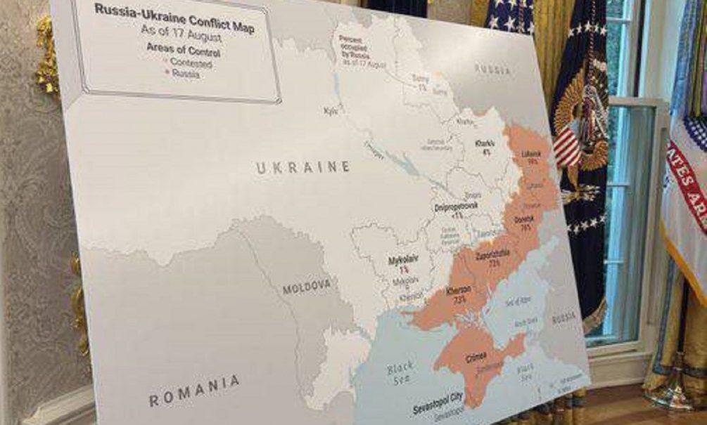 Трамп достал карту: Зеленскому прямо указали, какие земли Украине придётся забыть 