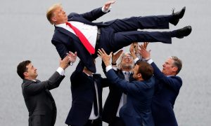 Аттракцион невиданной лести: Зеленский и лидеры ЕС создают для Трампа иллюзию успеха – когда лопнет «мыльный пузырь»?