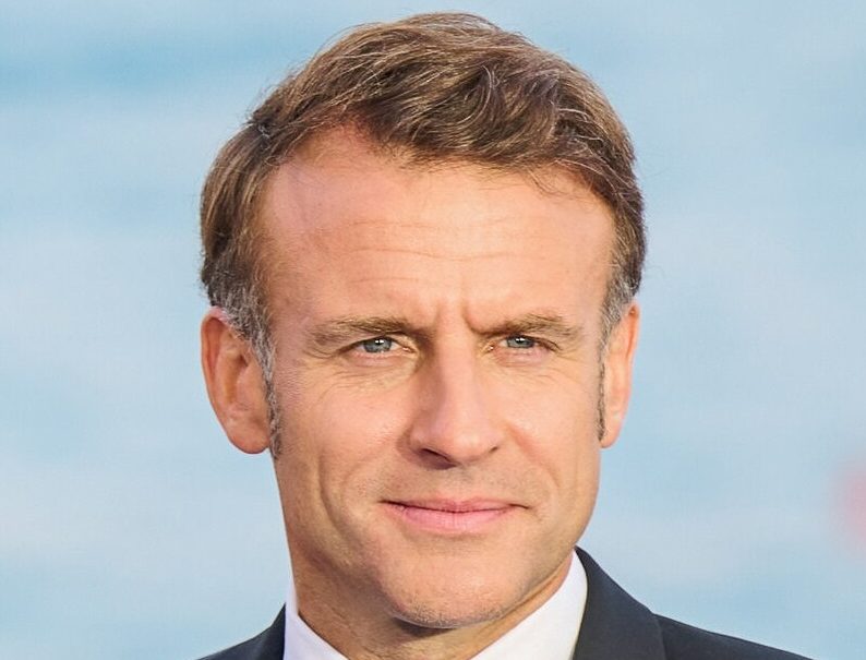 Макрон признал вину НАТО в начале конфликта на Украине Макрон признал вину НАТО в начале конфликта на Украине