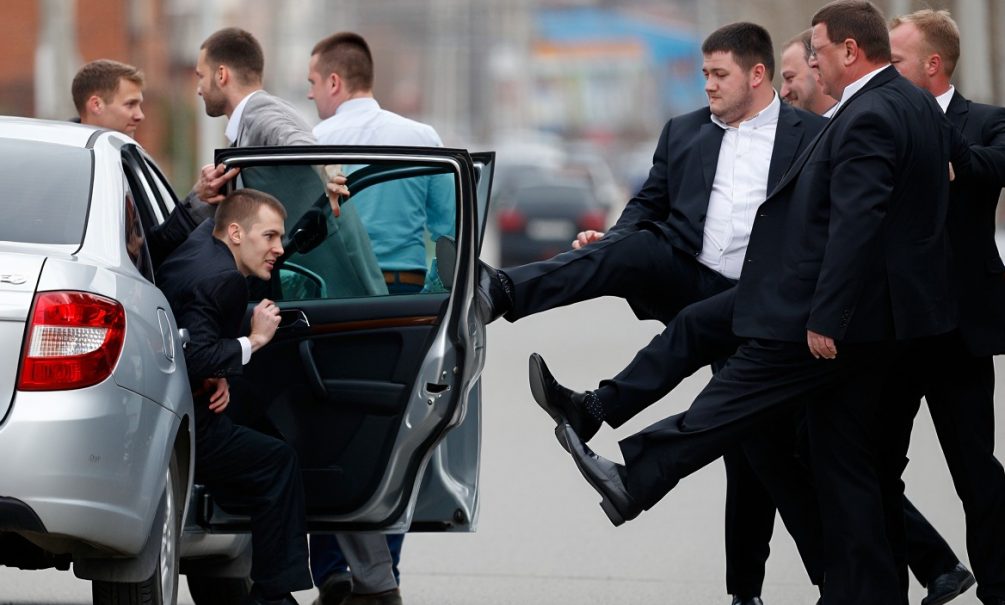 Россиян вынуждают пересесть на автохлам: поддержка отечественных производителей дошла до абсурда 