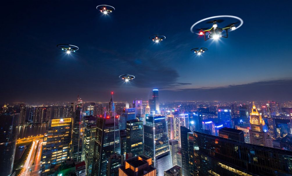 Европа под атакой: беспилотники кружат над центром командования НАТО в Дании – на военных складах Британии звучат взрывы 