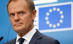 Русофоб Туск призвал поляков перестать симпатизировать России: в Польше заметили пророссийские настроения и ненависть к Украине