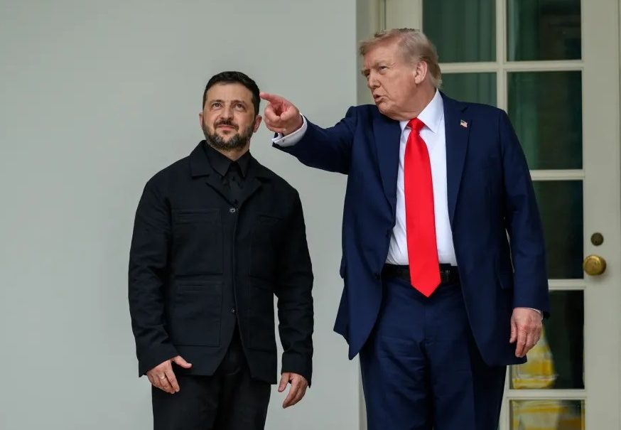 «Россия - бумажный тигр»: Трамп призвал Зеленского захватить территории нашей страны 