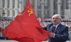 «Лукашенко бредит, что он советский человек»: МИД Украины обиделся на белорусского президента за Херсон