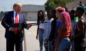 «Трампу нужен свой 1937-й»: казнить и сажать «врагов народа» в ответ на смерть Чарли Кирка – мечта президента США