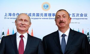 «Перекинулись парой слов с Алиевым»: Путин сообщил о проблемах с Азербайджаном – помидорному царьку грядет конец