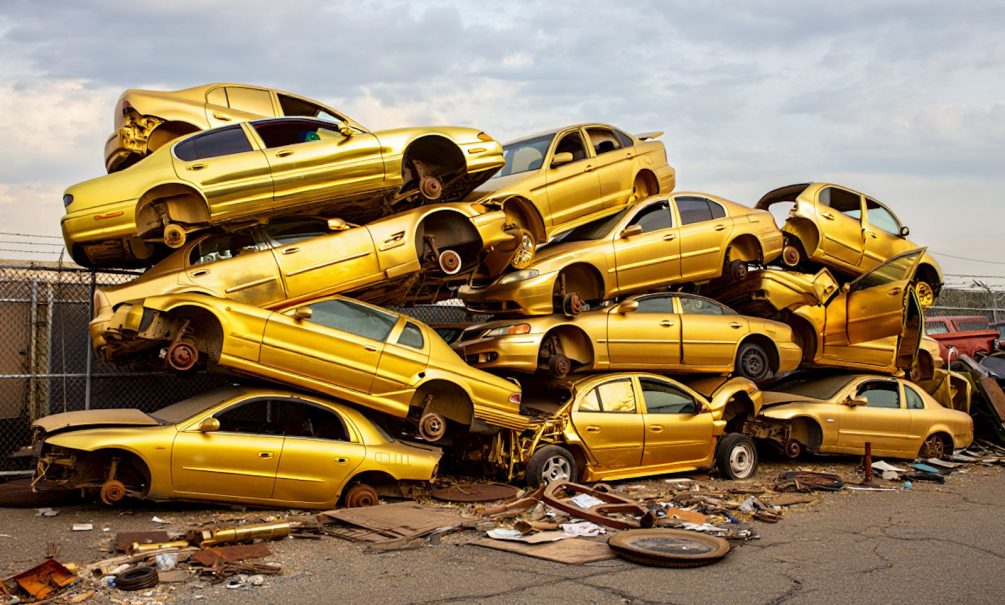 «Может еще и на людей утильсбор ввести?»: россияне раскритиковали «безумные» ставки утилизационного сбора на авто «Может еще и на людей утильсбор ввести?»: россияне раскритиковали «безумные» ставки утилизационного сбора на авто