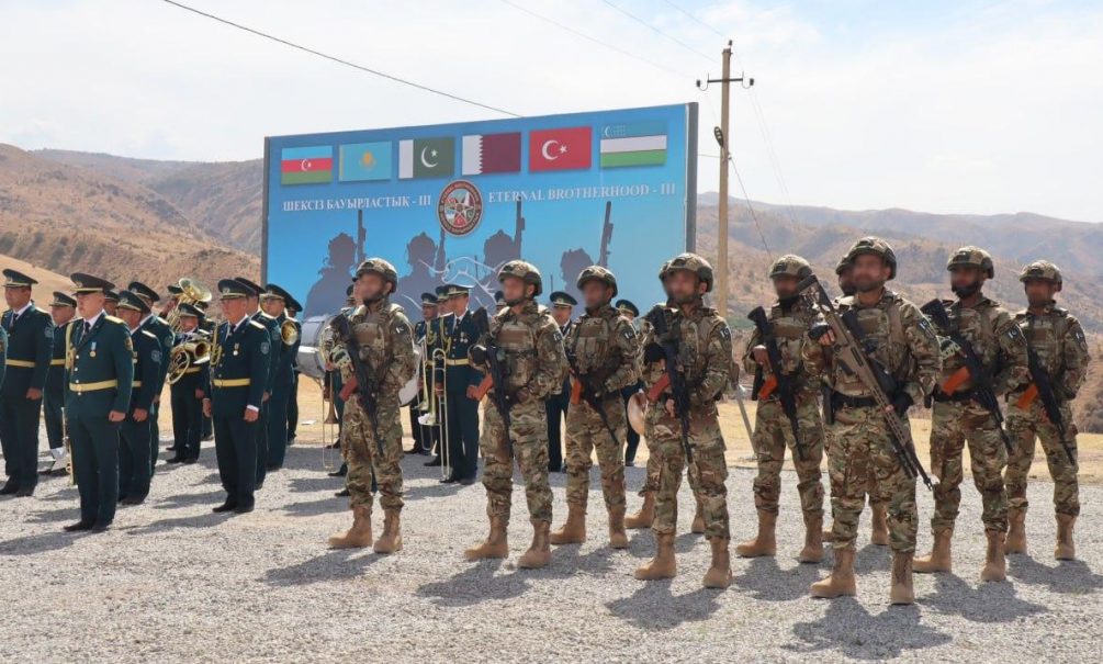 С прицелом на Крым? Турция сколачивает армию «Великого Турана» при участии Азербайджана, Казахстана, Узбекистана 