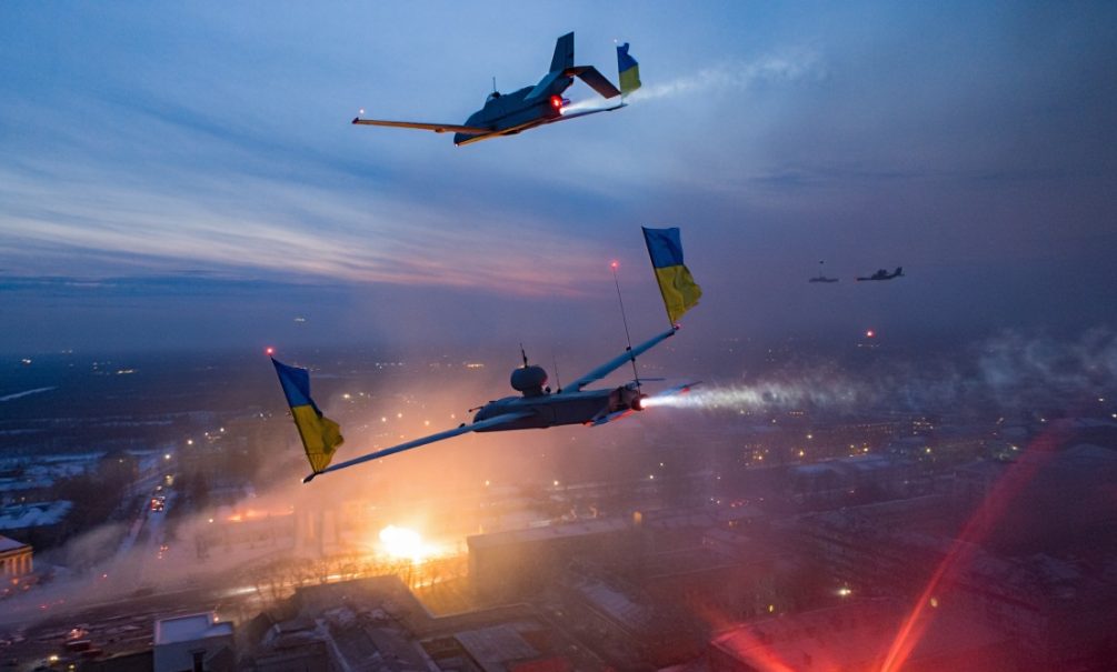 Массовый налет на Москву: сбито более 30 БПЛА — украинские дроны упали на подлёте к столице 