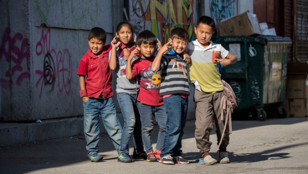 Правда вышла наружу: большинство детей мигрантов не знает нашего языка — но нужны ли они вообще в России?