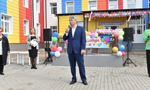 Глава Бурятии «зажег» мужчин своей речью на открытии детского садика