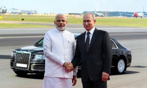 Прокачу с ветерком: Путин подвез премьер-министра Индии Моди до места их встречи, «посекретничав» больше получаса