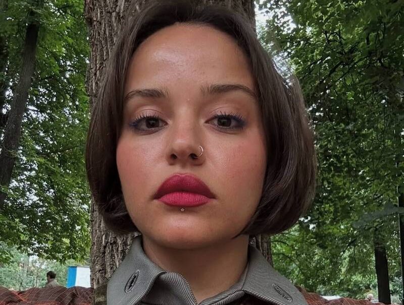 «Вы азиатка! Я — нет»: певицу Сюзанну обвинили в расизме по отношению к своей фанатке «Вы азиатка! Я — нет»: певицу Сюзанну обвинили в расизме по отношению к своей фанатке