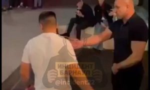 «Двухсотыми там валяются»: в Барнауле пьяный мажор угрожал мужчинам отправкой на СВО