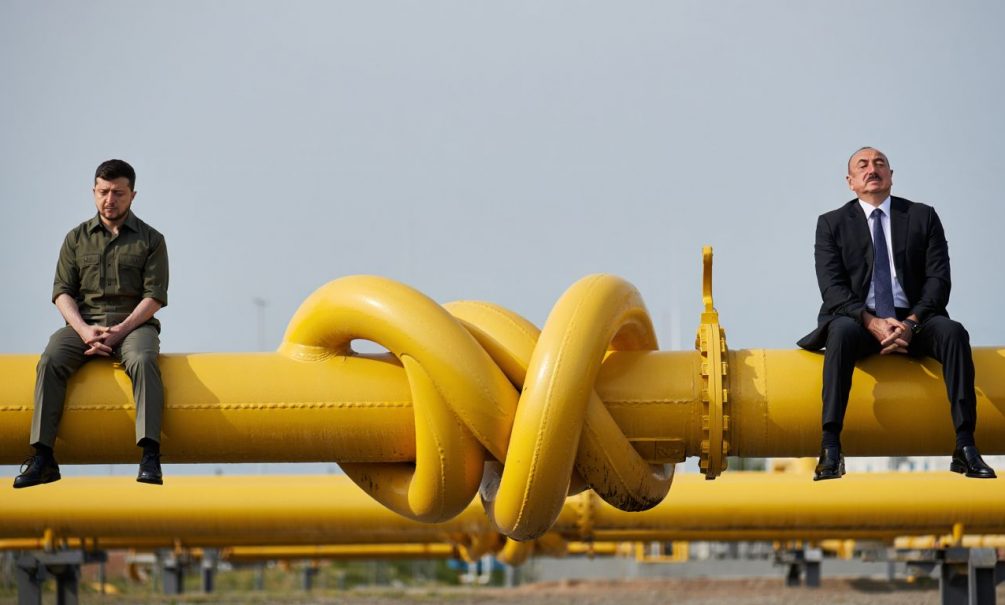 Азербайджанский газ всё: на Украину прекратилось поступление голубого топлива от Алиева Азербайджанский газ всё: на Украину прекратилось поступление голубого топлива от Алиева