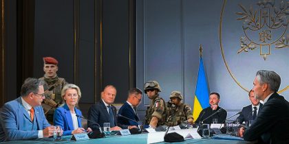 «Атомную бомбу будут передавать Киеву»: в Мадриде пройдет беспрецедентная по секретности встреча коалиции желающих