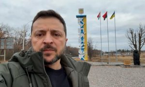 Прощай, Купянск! Зеленский напоследок присвоил ему звание «Город-герой Украины» - ранее он также простился с Мариуполем