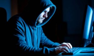 Цифровые троянские кони: как турецкие мессенджеры продвигают панисламизм и пантюркизм в России