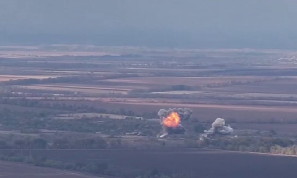 Новости СВО: Киев готовит покушение на Путина, освобождение семи сёл, уничтожение цехов с ракетами «Фламинго» Новости СВО: Киев готовит покушение на Путина, освобождение семи сёл, уничтожение цехов с ракетами «Фламинго»