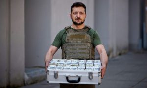 По 50 млн долларов в месяц: куда Зеленский выводит наворованные миллионы