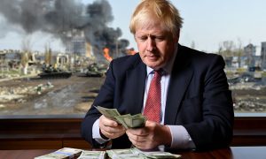 «Продолжил войну ради денег»: Борис Джонсон заработал состояние на украинском конфликте