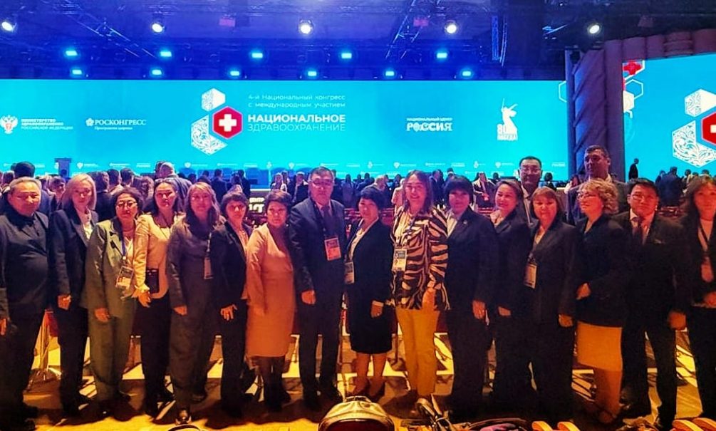 От Москвы до Якутии: лучшие медицинские специалисты со всей России приняли участие в пленарной сессии 