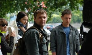 Зарезали у дома: в Москве убит оператор и режиссёр «Закрытой школы» Сергей Политик