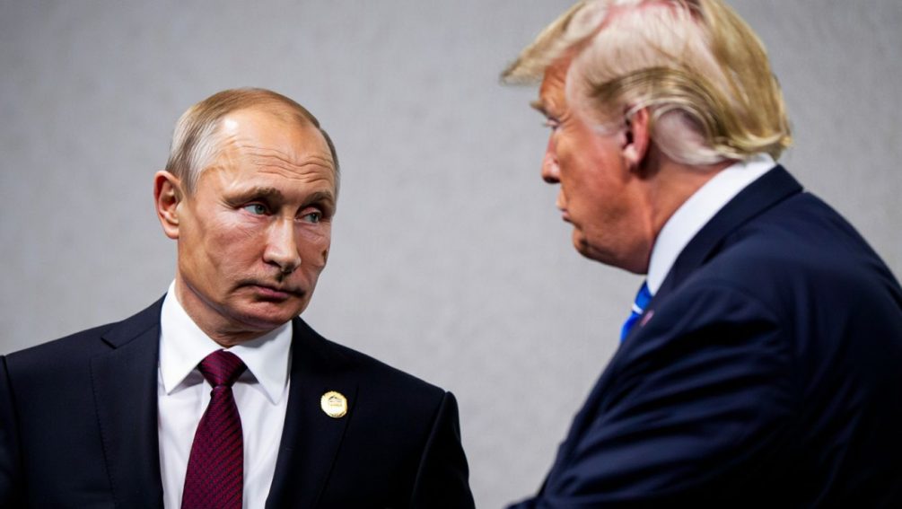 «Больше похоже на запутанную игру»: почему встреча Путина и Трампа в Будапеште под угрозой срыва 