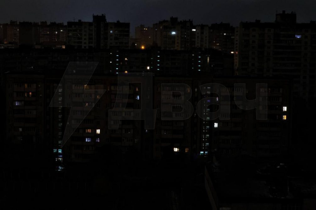 Киев во тьме: Зеленский не обманул насчет предстоящего блэкаута, но есть нюанс