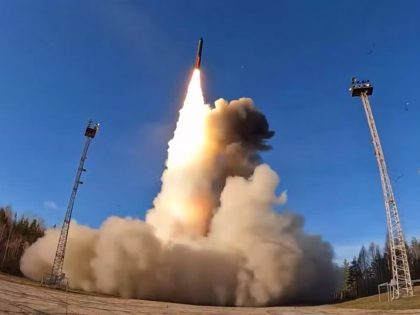 «Запущены ракеты «Ярс» и «Синева»: Путин ответил на ядерные учения НАТО у границ РФ