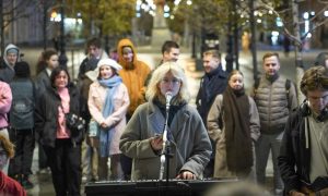 «Не надо ломать им жизнь»: как уличные музыканты Наоко и «Женька Радость» попали под арест за песни