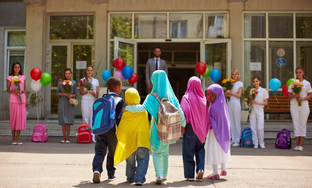 Глава Совета по правам человека при президенте РФ заступился за детей мигрантов, не знающих русский 